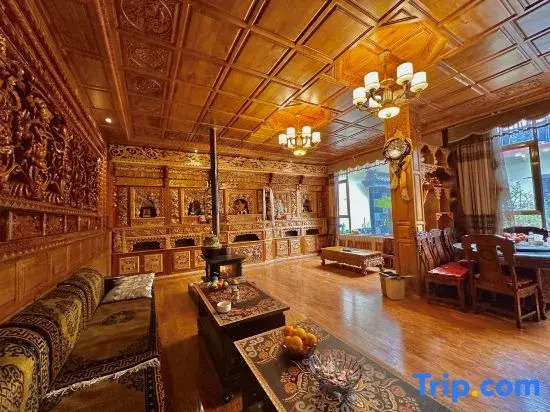 Shangri-La Gazhuo Linka Homestay