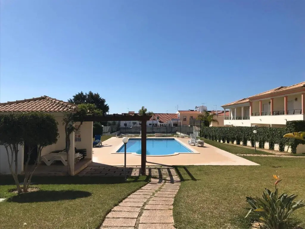 Oura Beach T1 apartment Coral , close to the Strip, Swimming Pool, Wi Fi, A/C