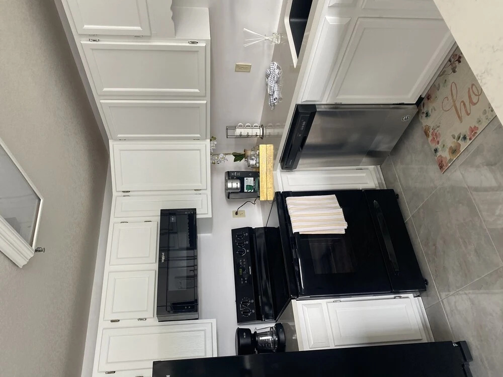 Smoky Mountains 711 3BD Condo with All Round Private Balcony by RedAwning