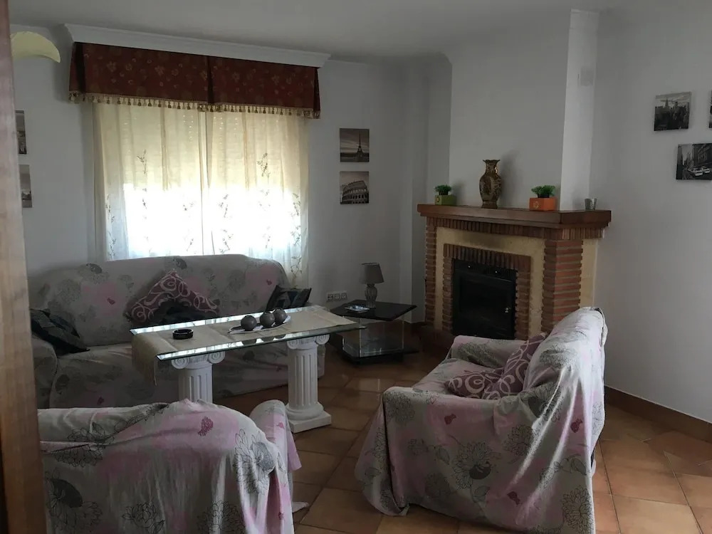 Villa With 5 Bedrooms in La Zubia, With Wonderful Mountain View, Priva