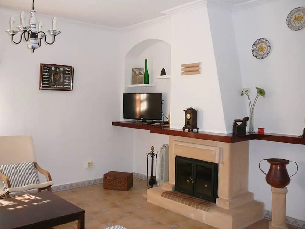 House With 3 Bedrooms in S'illot-cala Morlanda, With Furnished Terrace