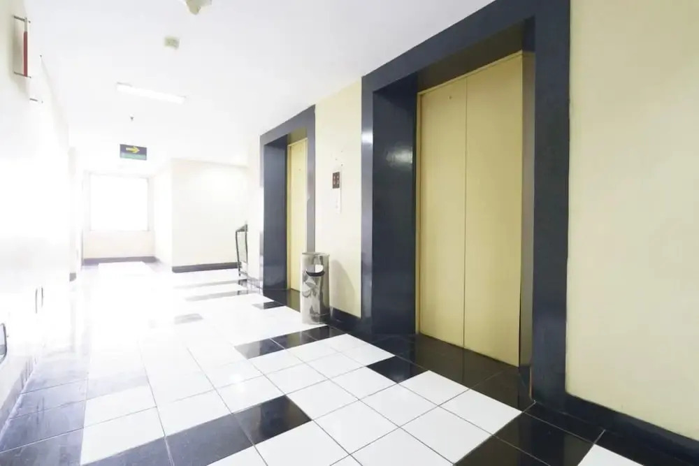 OYO 93369 Apartemen Gateway Cicadas By Qq Rent 2
