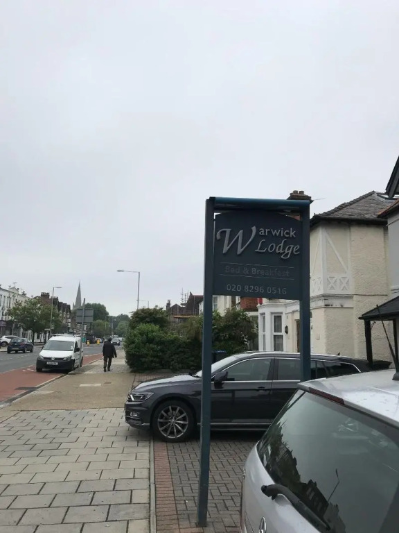 Warwick Lodge