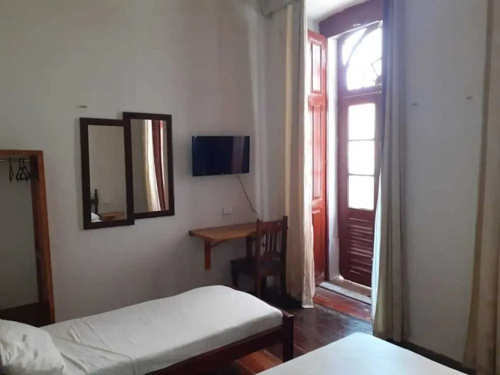 Reviver Hostel
