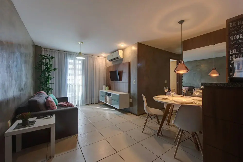 Sea View Praia de Iracema 2 Bedrooms 5 People 200mb Wifi By DM Apartments