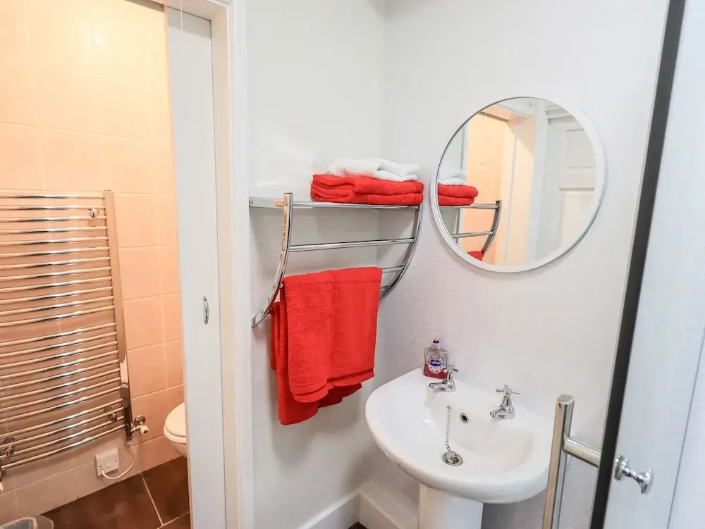 6 Calgarth View