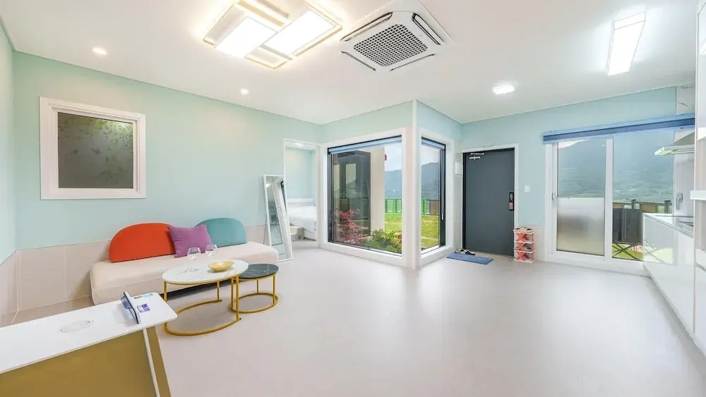 gyeongsan stage-ipple pet pension