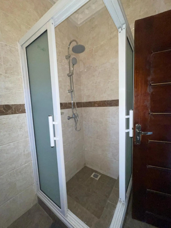 Belvoir Estate & Luxury Furnished 1Beds Basement Ground Floor Split Levels & 2Beds Upper Level Serviced Apart-Hotel & Residence