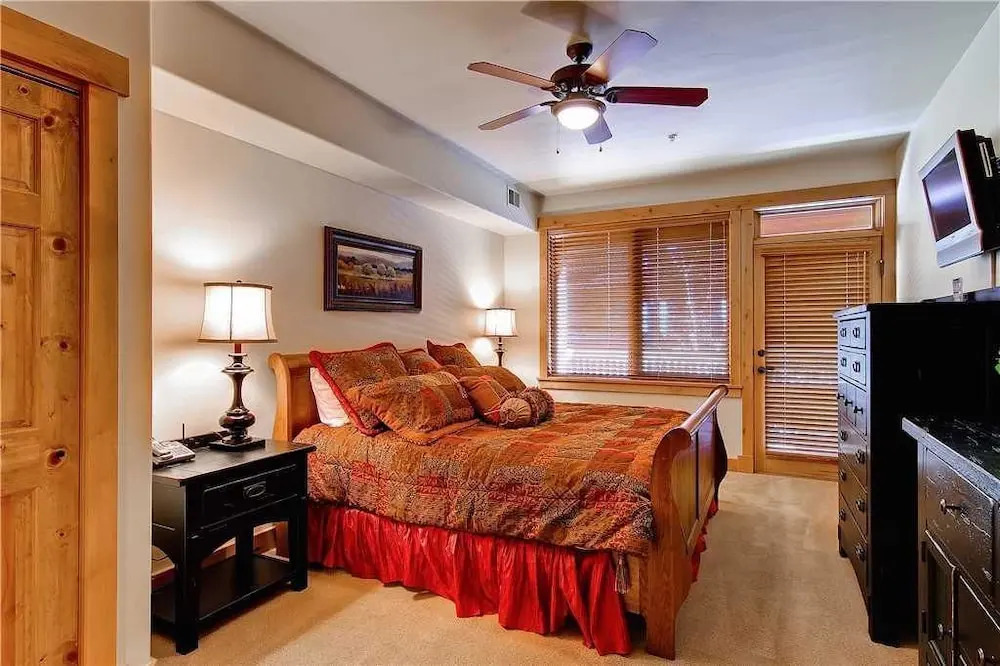4203 Aspen Lodge, Trappeur's Crossing Apartment 3