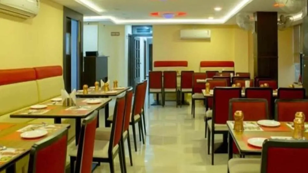 Hotel Padmini Elite
