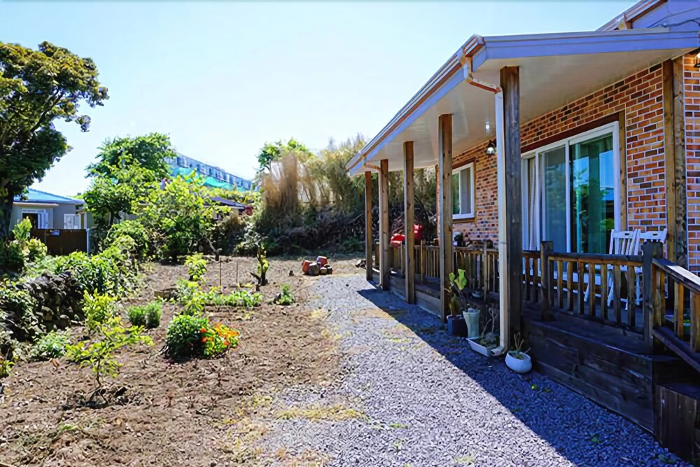 Seogwipo Hongri Unshared Pension
