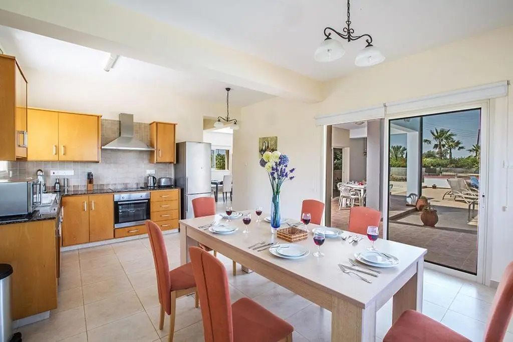 Villa Akefalo - Beautiful 3 Bedroom Protaras Villa With Private Pool