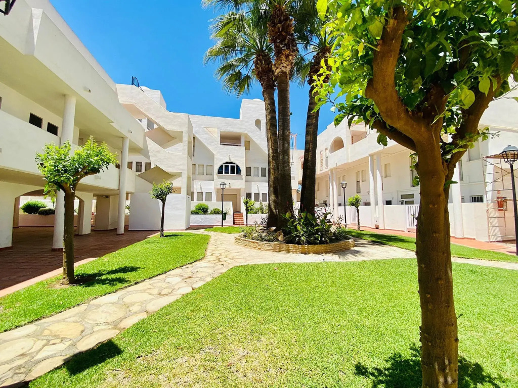 Cozy apartment in Garrucha on the beachfront