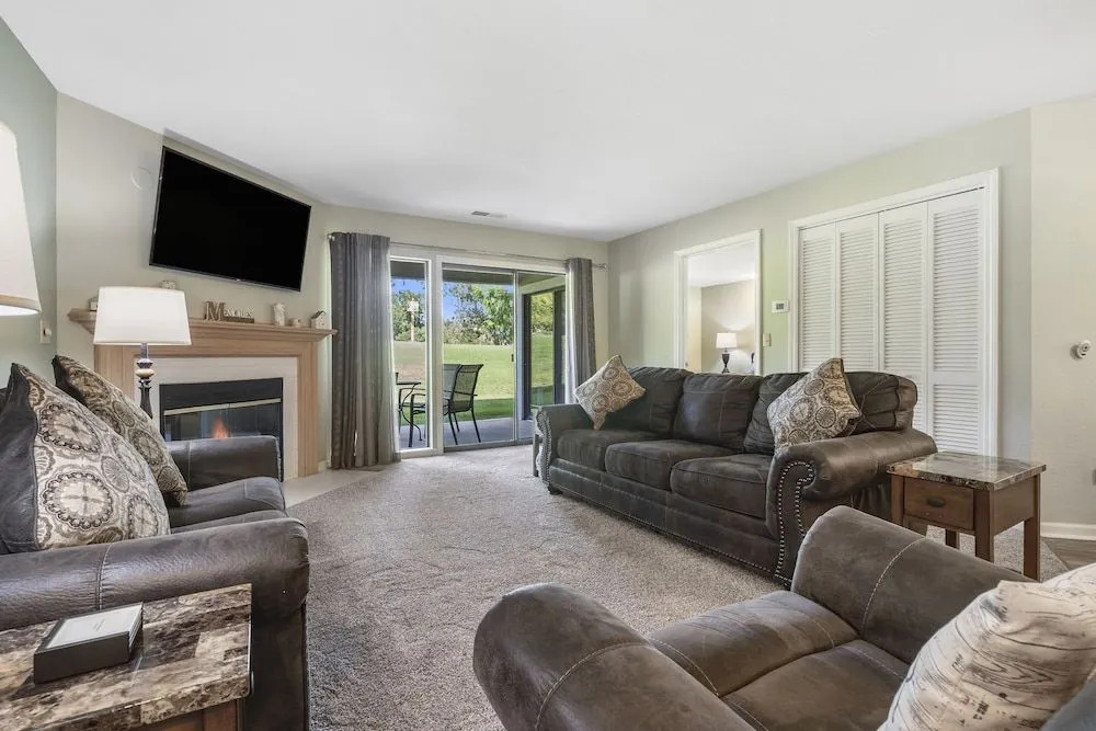 Wimbledon Pointe
