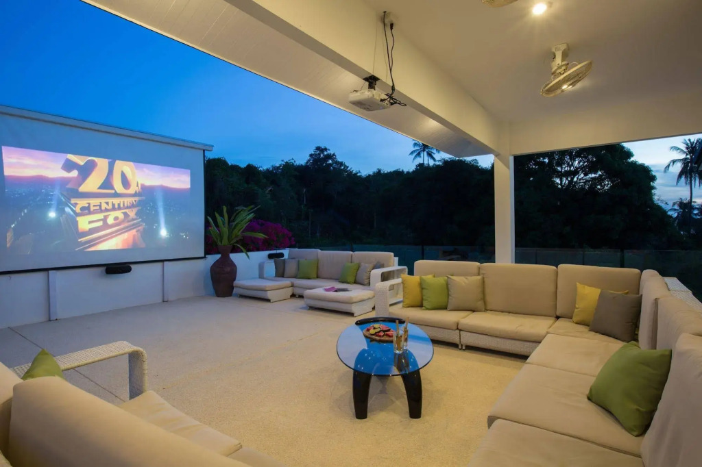 Beachside Villa Pina Colada with beachclub