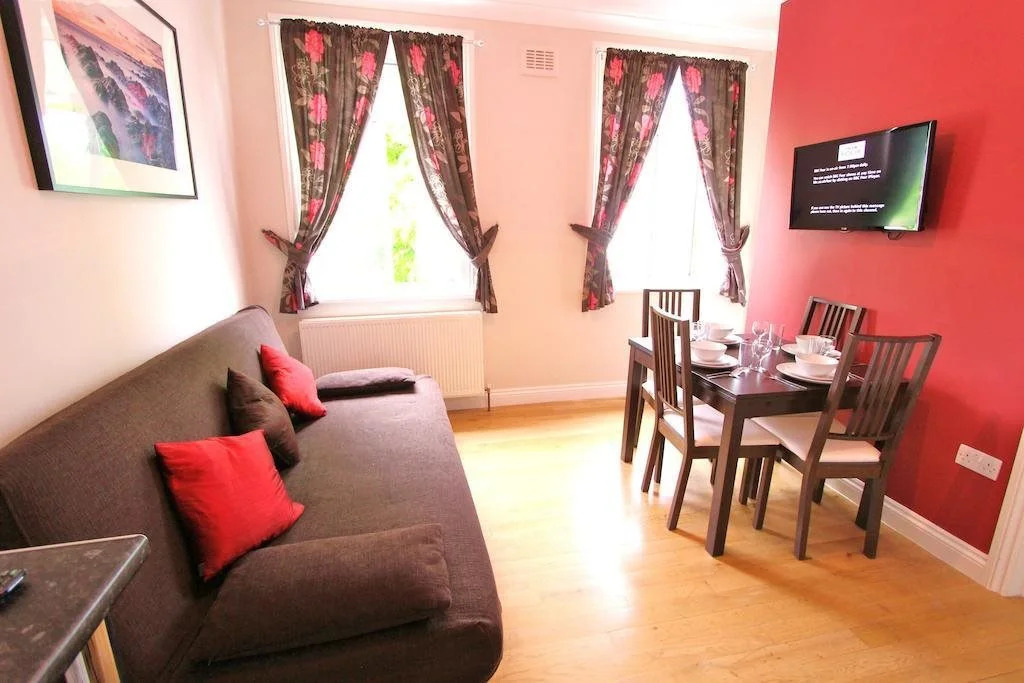Brackenbury Serviced Apartments