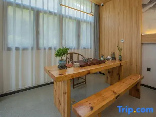 Yunmeng Xiaozhu Homestay