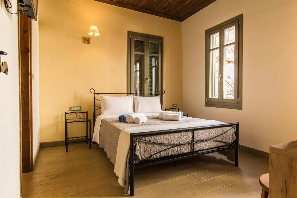 iole boutique house