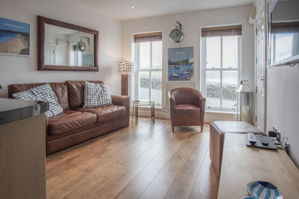 Goscar Court - 1 Bedroom Apartment - Tenby