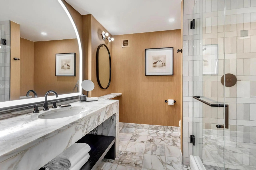 Omni Las Colinas Hotel