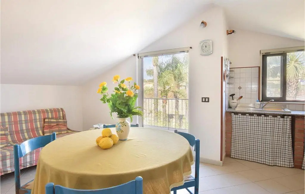 Nice Home in Casuzze With 1 Bedrooms and Wifi