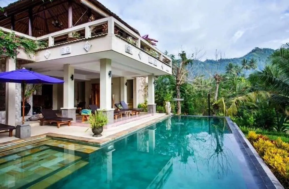 Surya Shanti Villa Sidemen