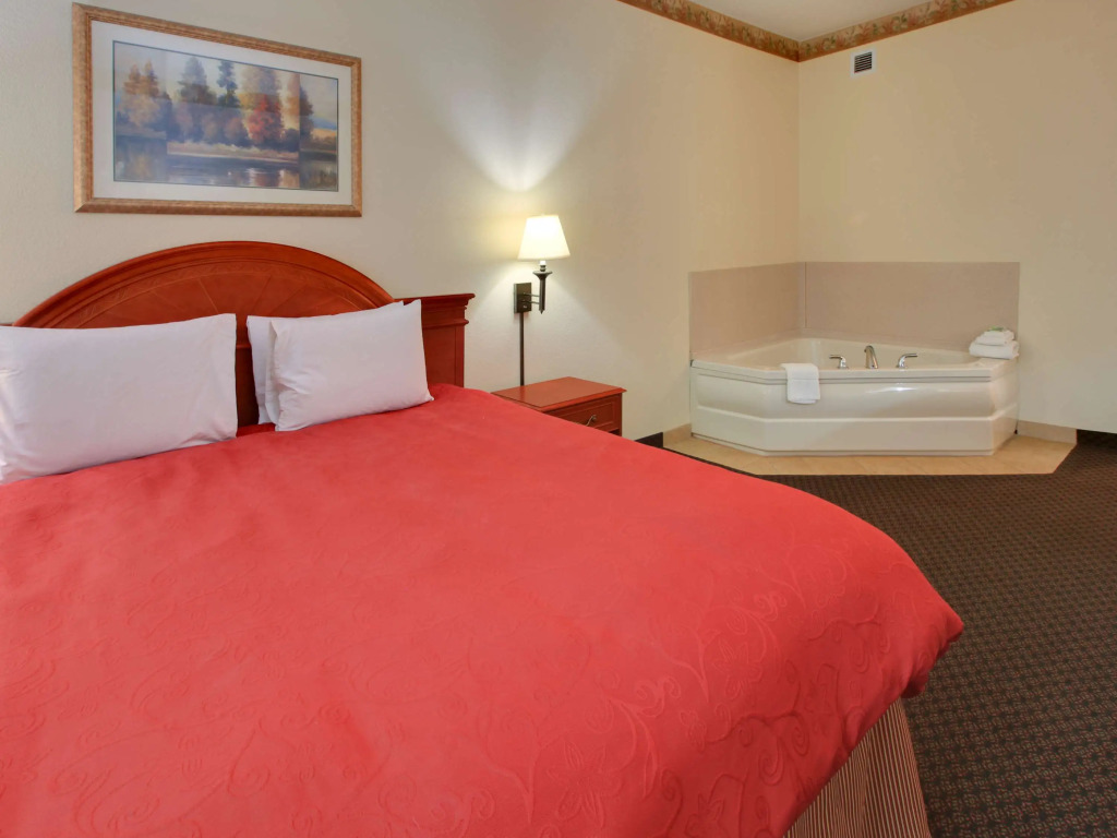 Country Inn & Suites by Radisson, El Dorado, AR