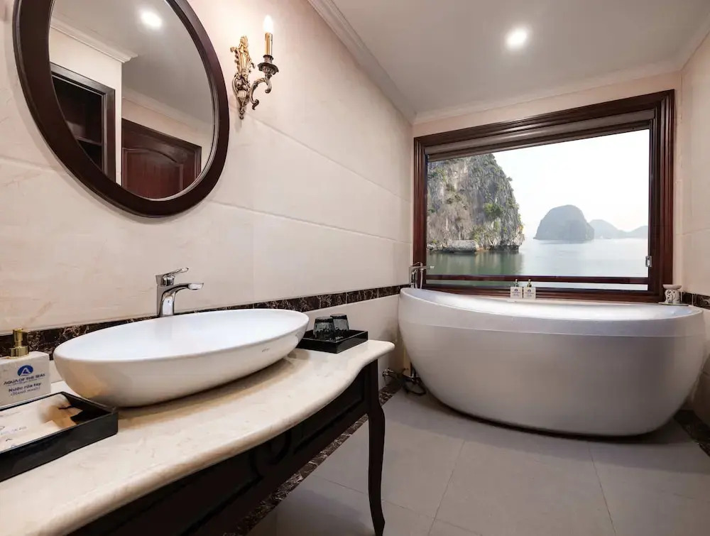 Aqua Of The Seas Cruise Ha Long