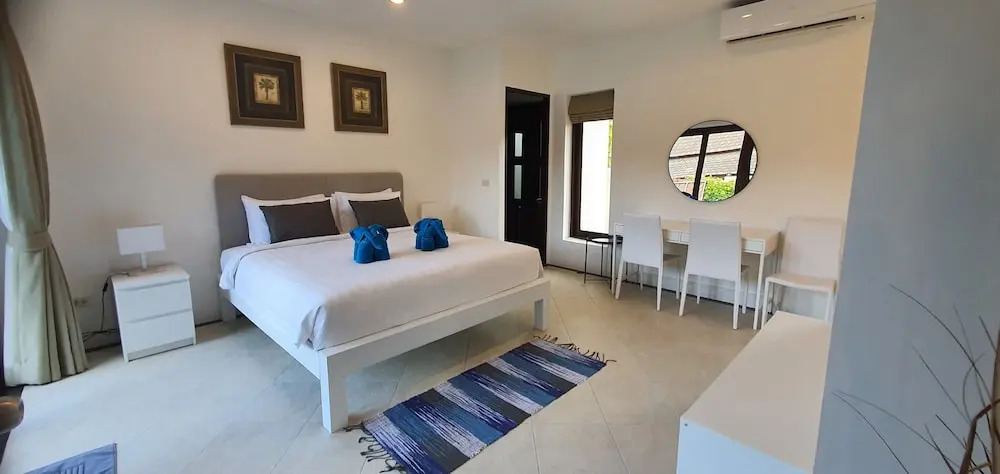 Baan Rattana Pool Villa Near The Center