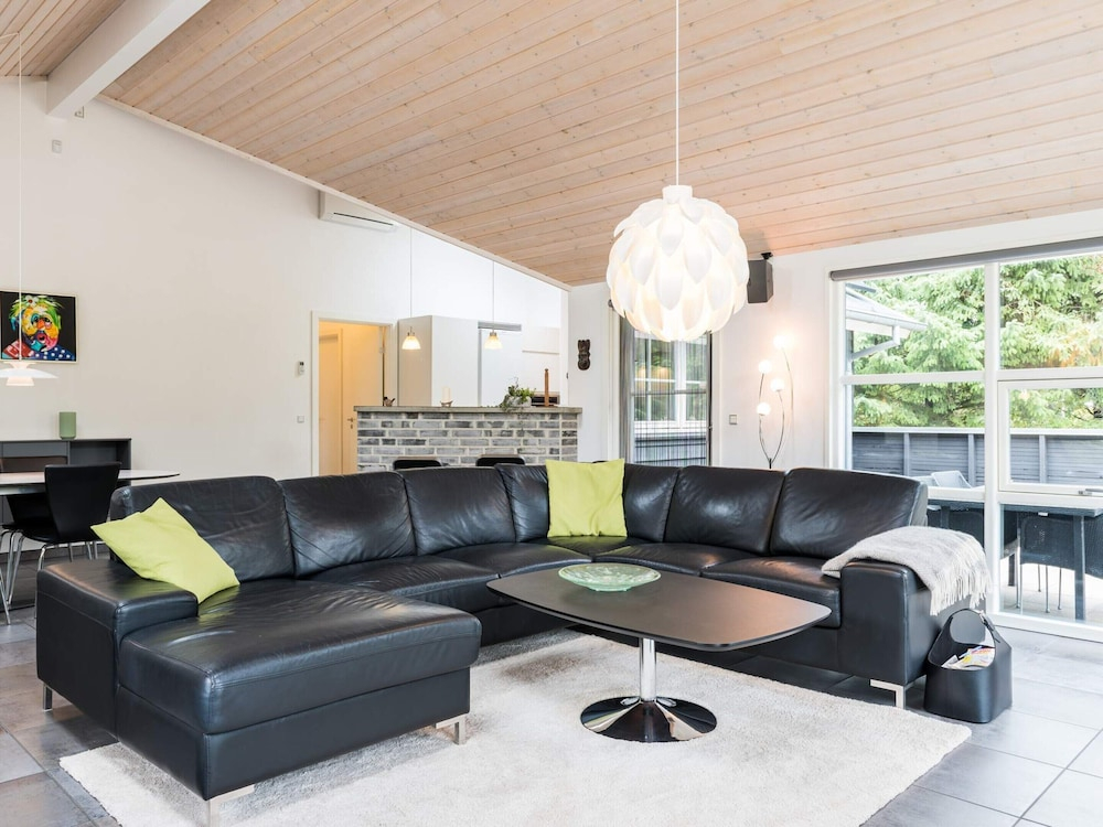 5 Star Holiday Home in Blavand