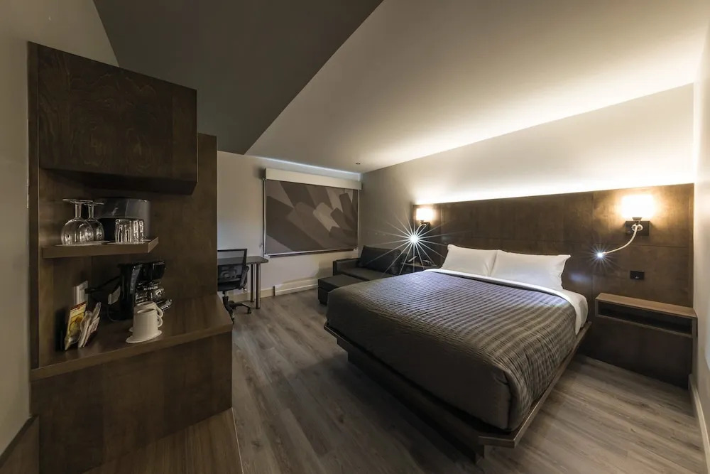 Hôtel & Suites Normandin Lévis