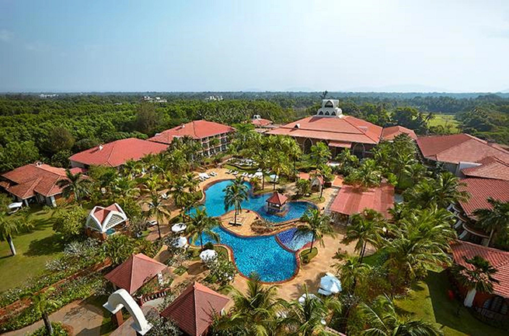 Caravela Beach Resort