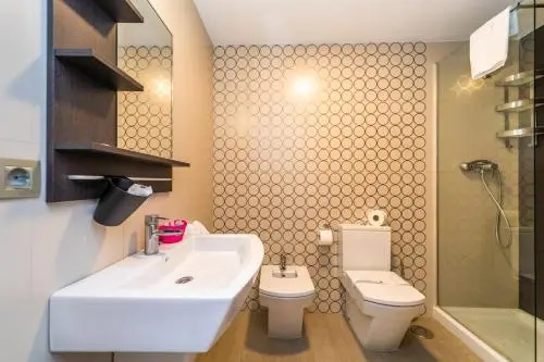 Vistamar Luxury Apartments By DLV