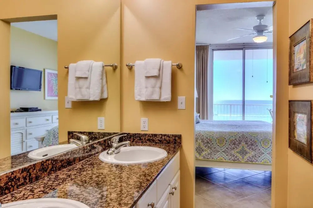 Lighthouse Unit 605 2 Bedrooms 2 Bathrooms Condo