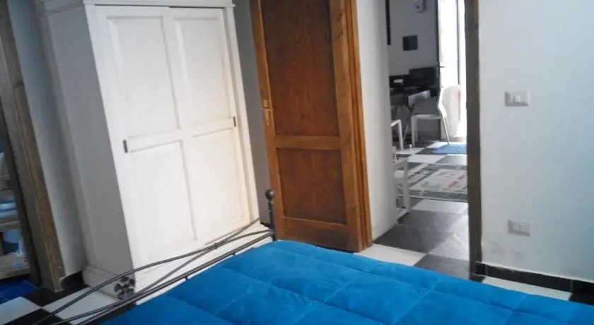 Casa Ortigia White&Black