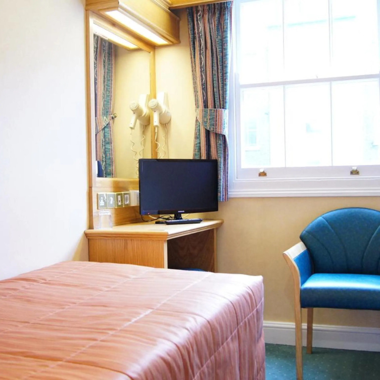 The Nayland Hotel