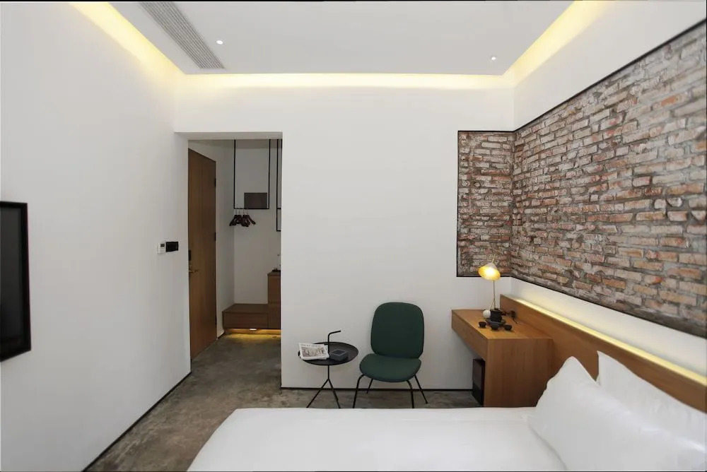 Wu Lan Hotel