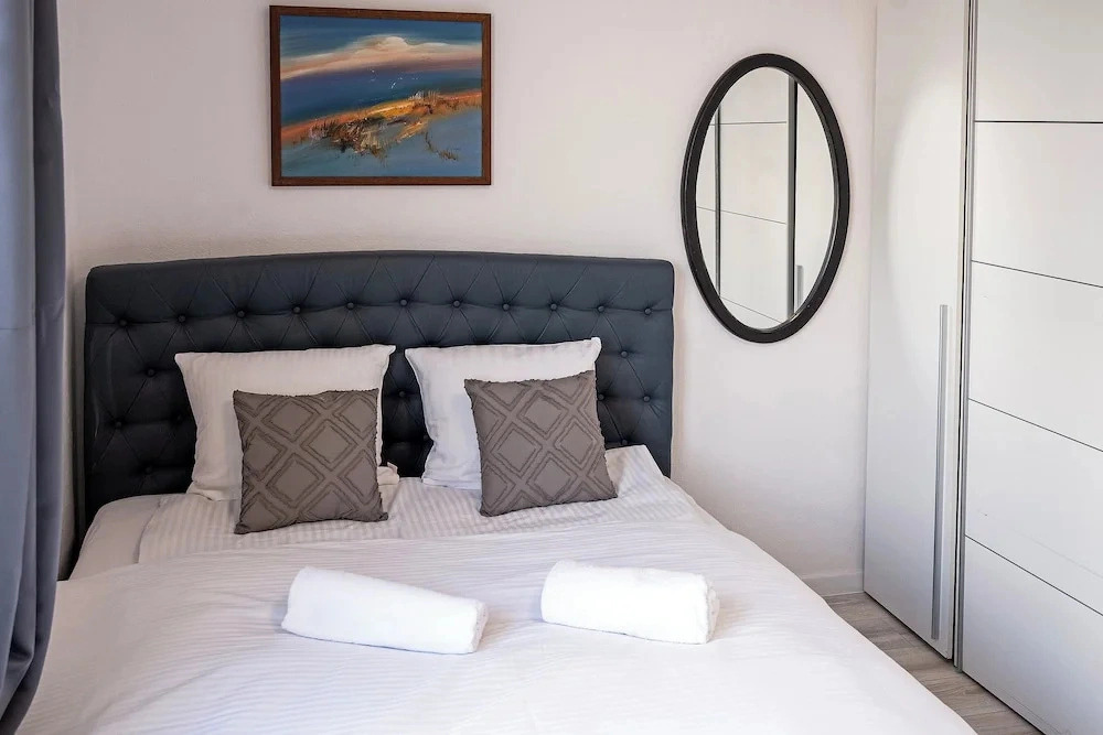 RentPlanet - Apartament przy pl Legionów