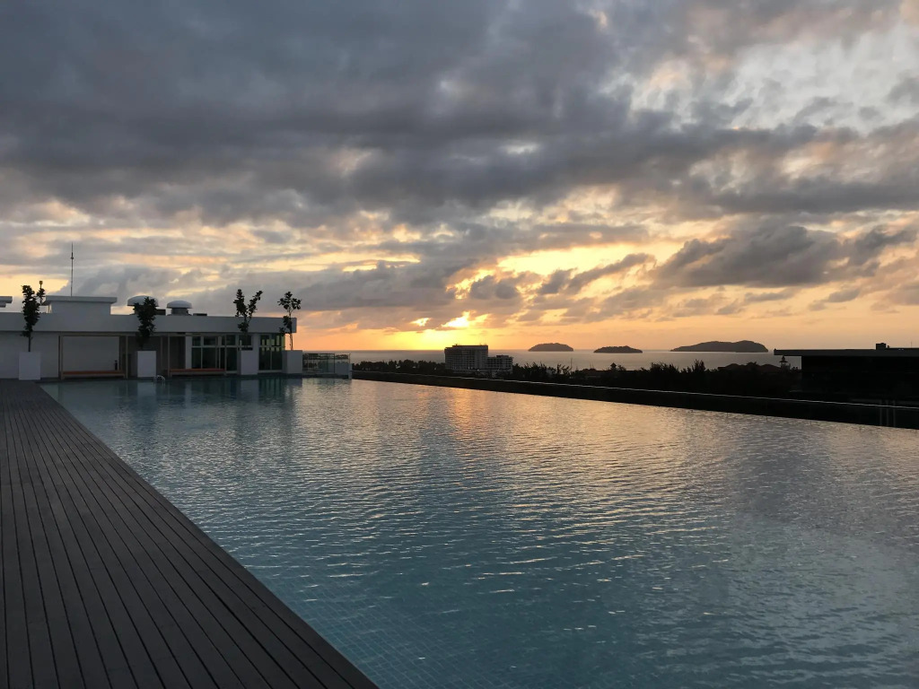 Sunset Seaview Vacation Condos Infinity Avenue