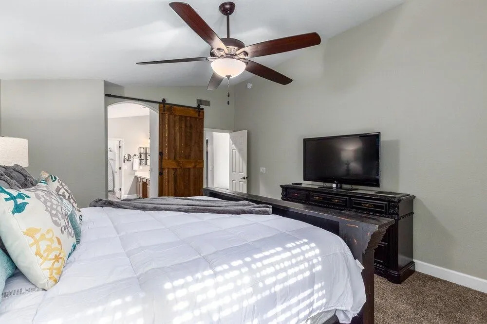 Tiki Time Perfect Pool Home in Chandler! Sleeps 8! by RedAwning
