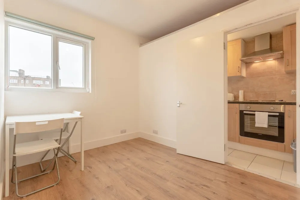 Cosy 1 Bedroom Apartment in West Kensington