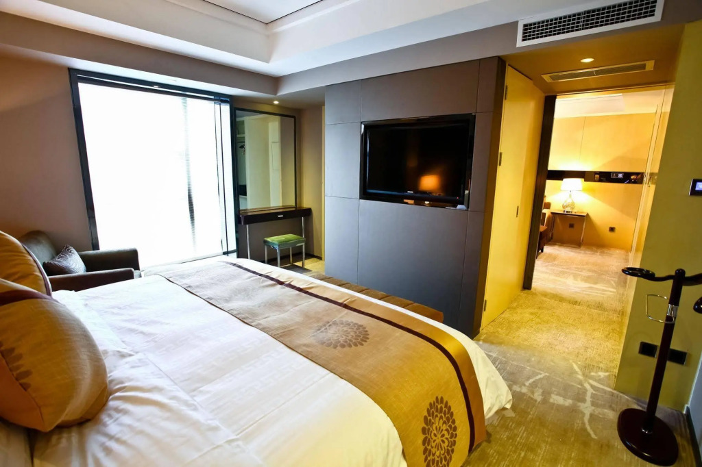 Celebrity Upper Class Hotel