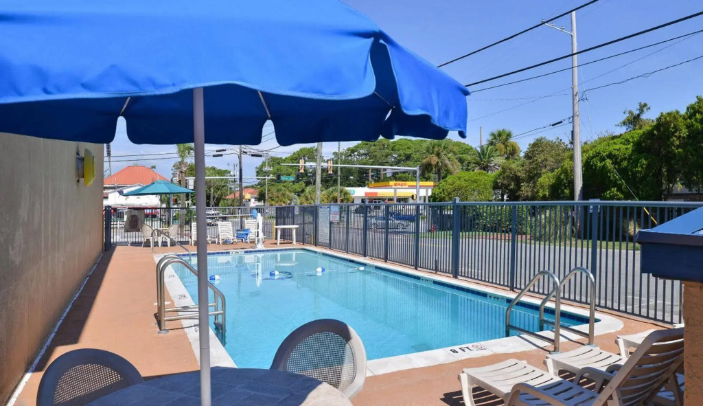 Sandcastle Inn