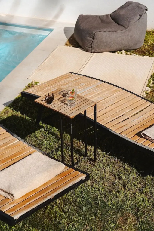 Villa Karla, Beachside Bliss in Agios Prokopios
