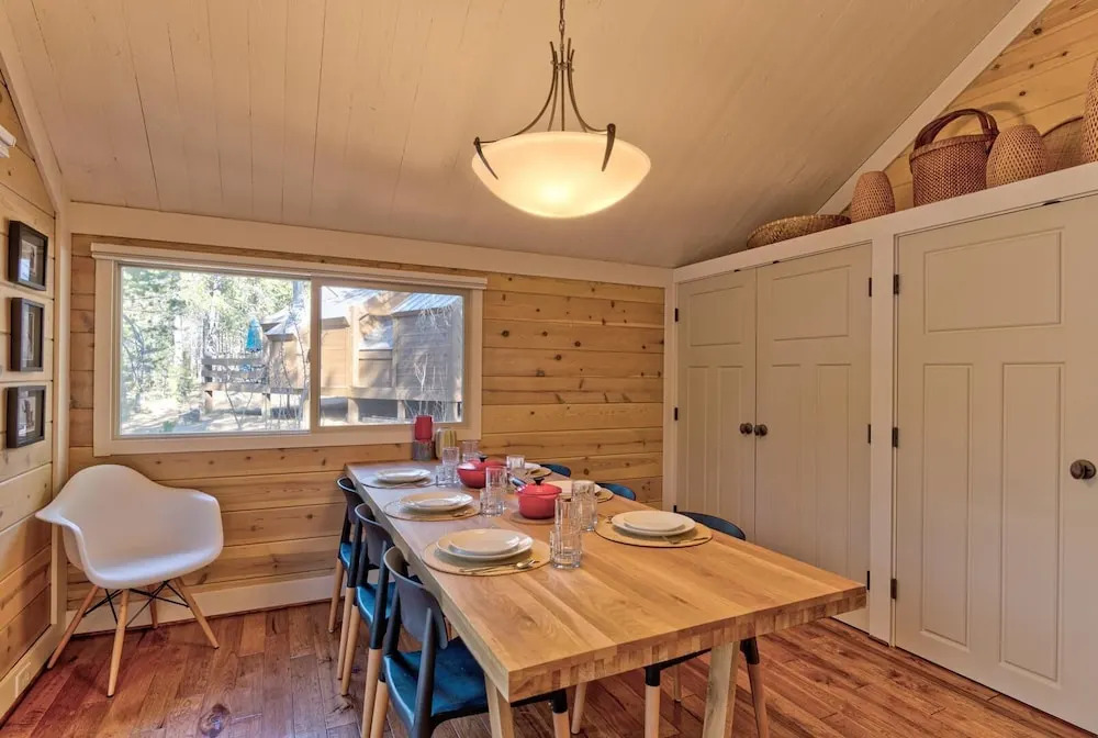 Pole House #13 by Village Properties at Sunriver