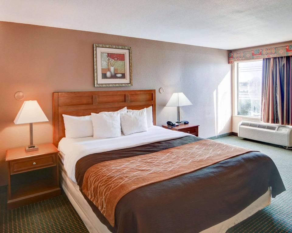 Quality Inn Forest Hill - Fort Worth South