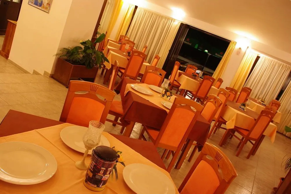 Hotel Holiday
