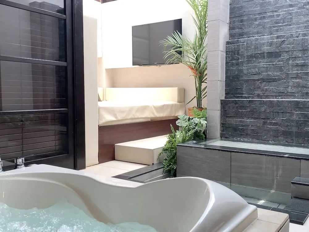 Hotel Asia - Adults Only