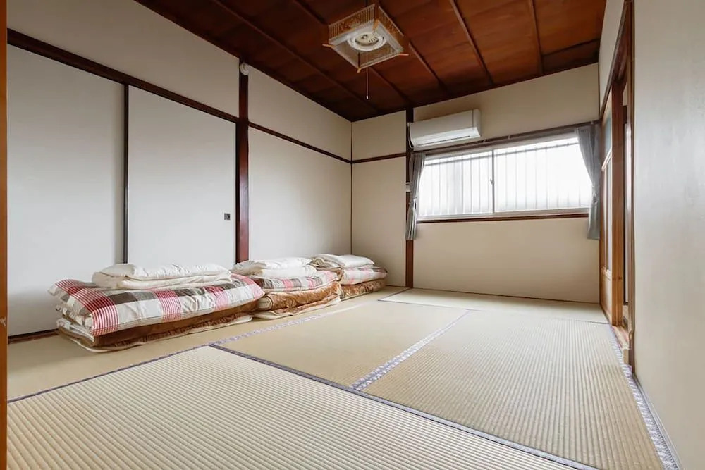 Tarbo's House Nishikitsuji : Free Parking, Pet OK