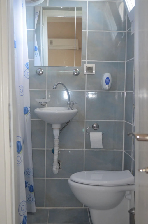Tunc Hotel